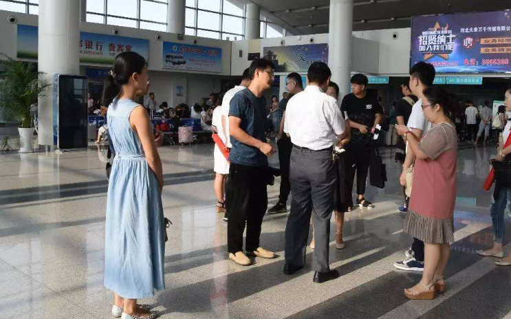 【快讯】外国游客重访率高 中国入境游稳步增长